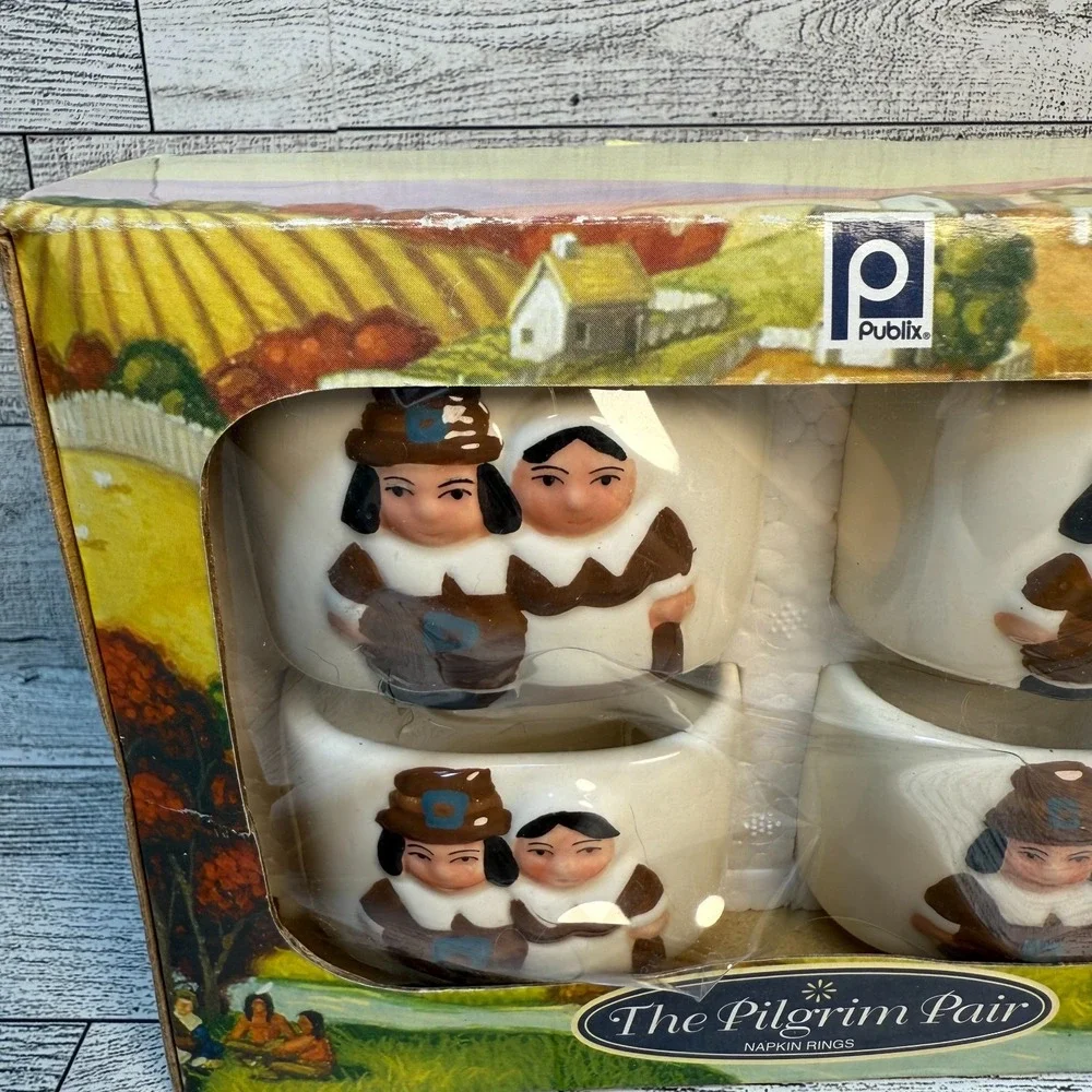 Publix The Pilgrim Pair Thanksgiving Napkin Rings Holders Set of‎ 4. Mint Cond.